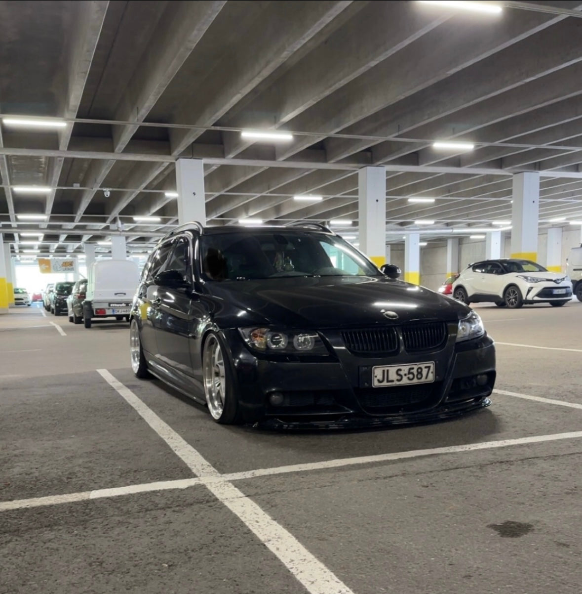 BMW E90 E91 M Sport helmalistat