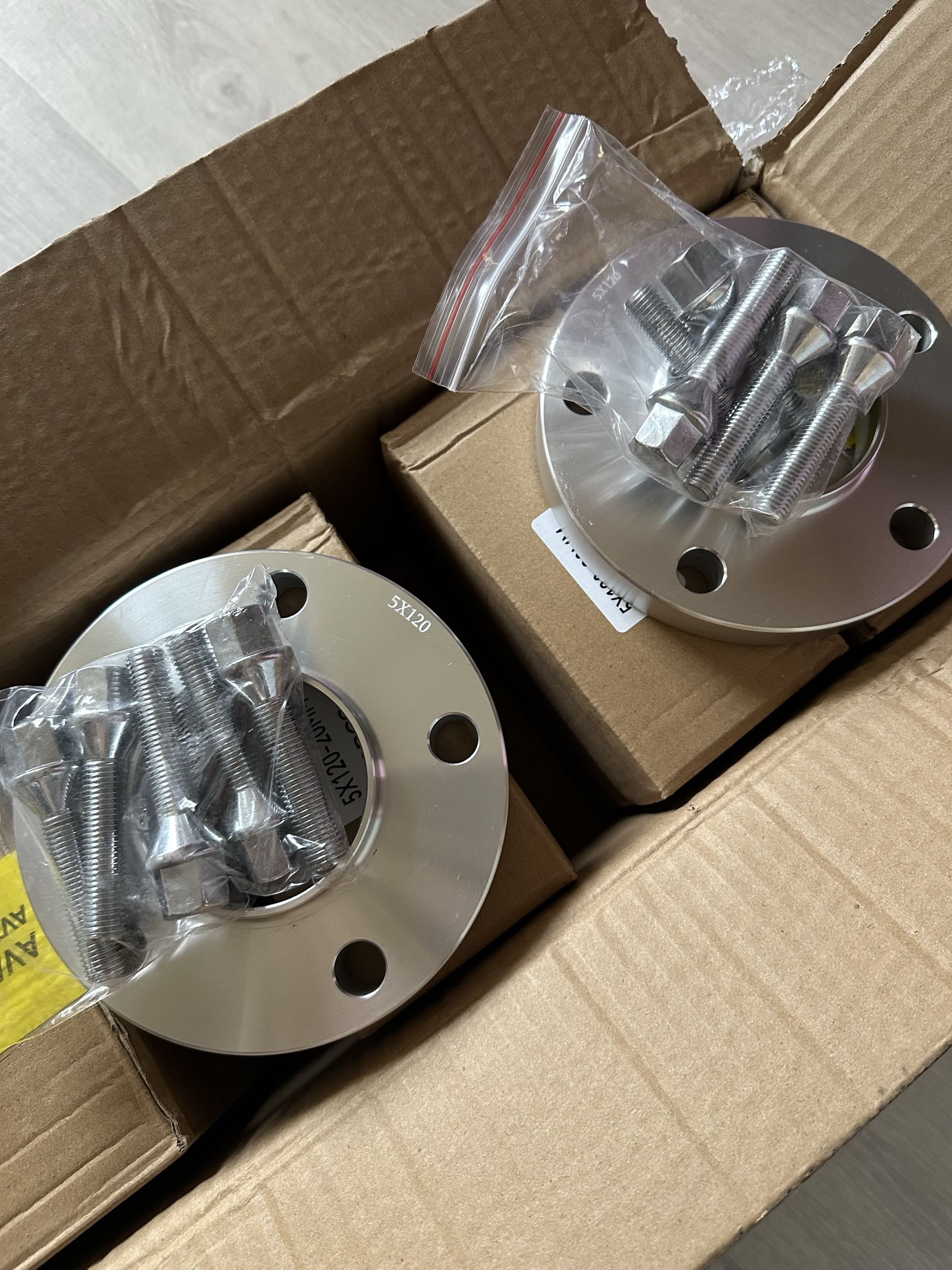 20mm 5x120 spacerit + pultit